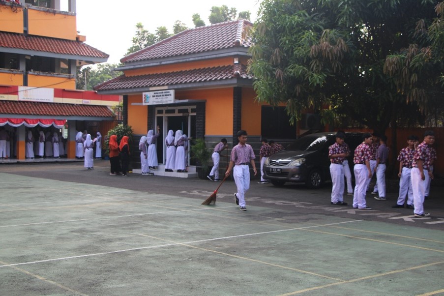 Jumat Bersih : Kegiatan rutin  yang berdampak besar