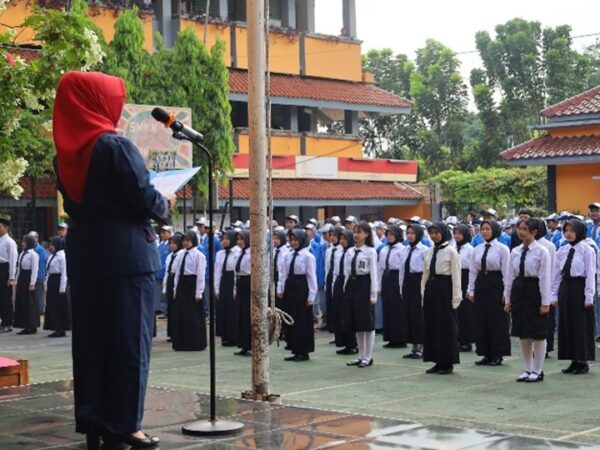 SERTIJAB MPK/OSIS SMK Negeri 45 Jakarta Serta Penyerahan Piala Prestasi