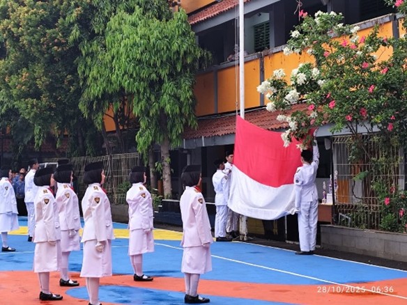 Upacara Peringatan Hari Sumpah Pemuda Ke-97